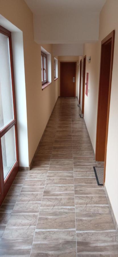 Penzion Ratmirak Maly Ratmirov Buitenkant foto